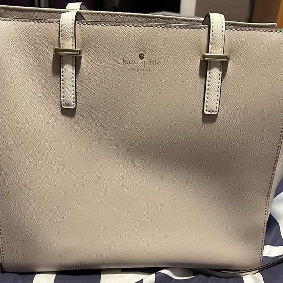 Kate Spade Large Purse with Matching Wallet - Picture 4 of 7